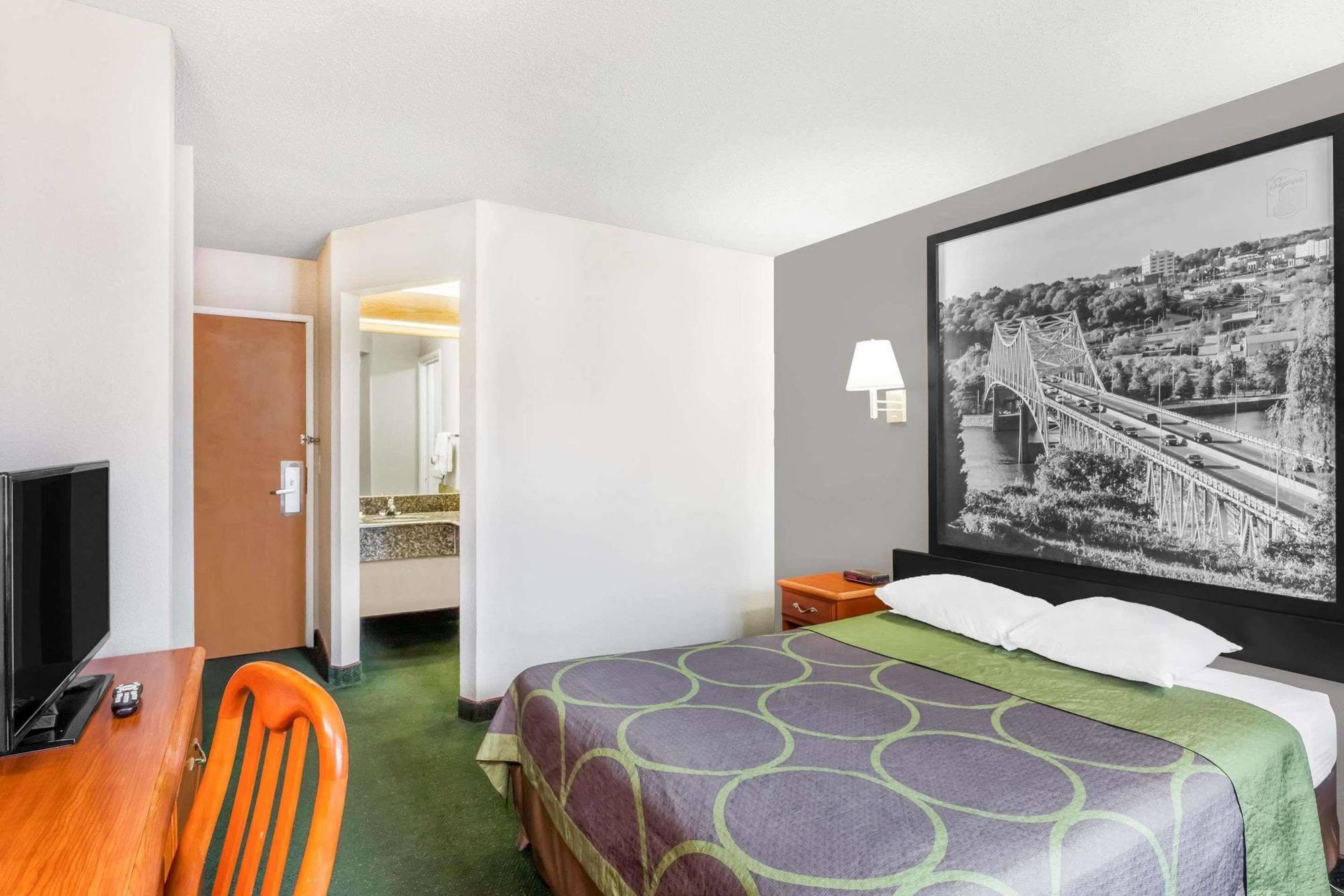 Super 8 By Wyndham Athens Hotell Eksteriør bilde